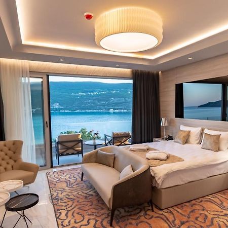 Garni Hotel Kruso Herceg Novi Ngoại thất bức ảnh