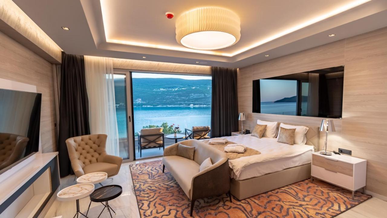 Garni Hotel Kruso Herceg Novi Ngoại thất bức ảnh
