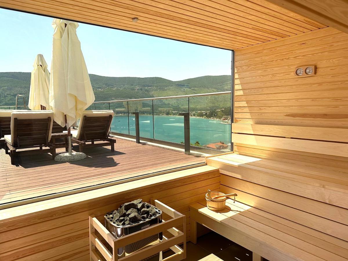 Garni Hotel Kruso Herceg Novi Ngoại thất bức ảnh