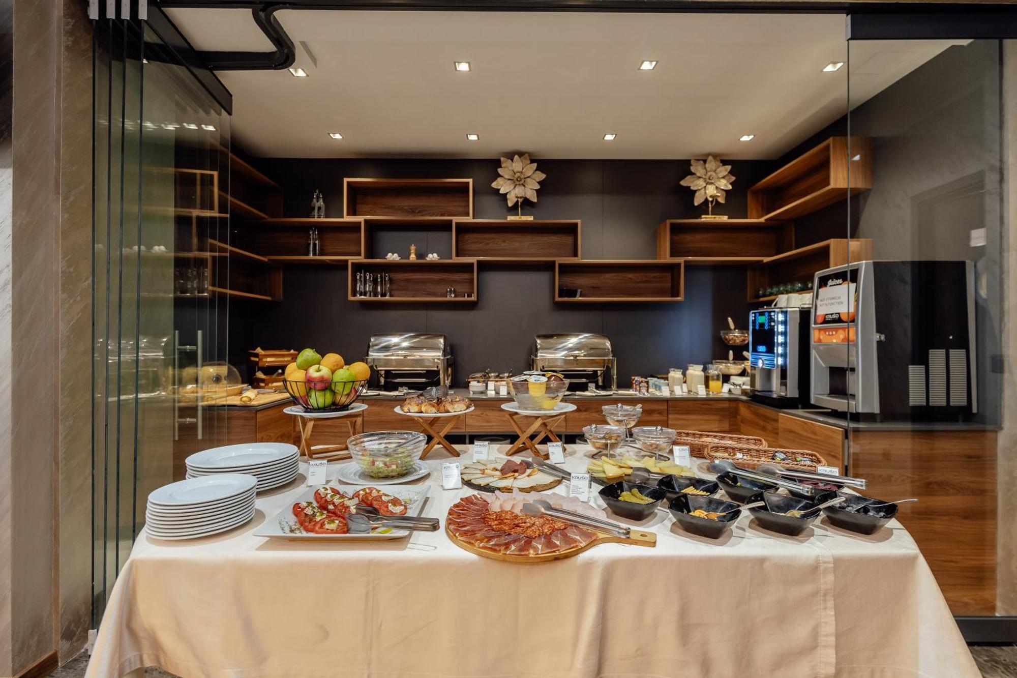 Garni Hotel Kruso Herceg Novi Ngoại thất bức ảnh